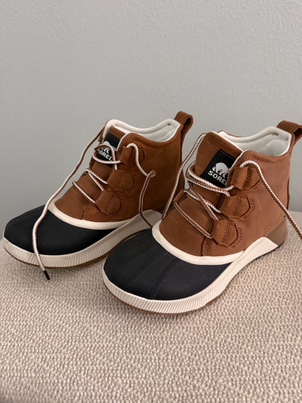 Sorel Brown and Black Lace-Up Women’s  Boots